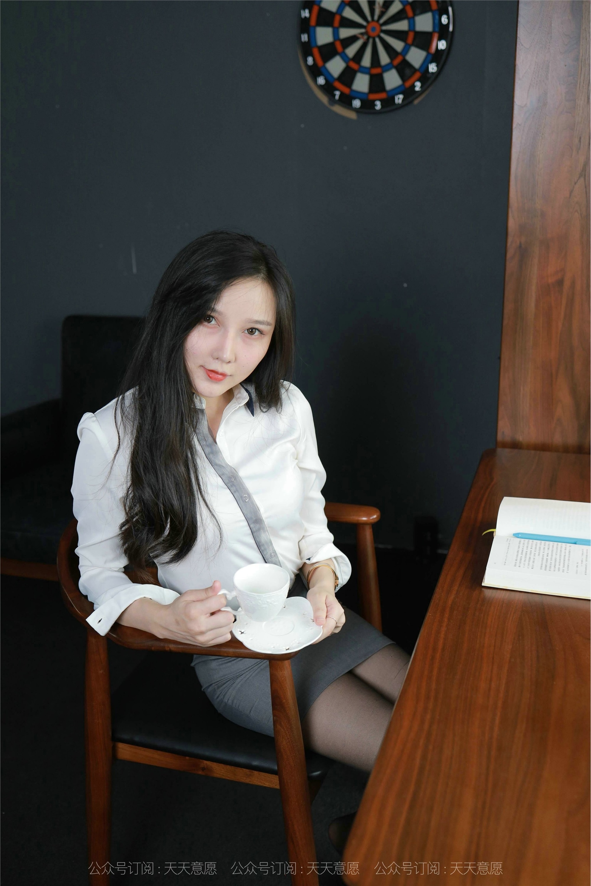 IESS异思趣向  2021.08.18 丝享家893：文欣《文欣回来了》